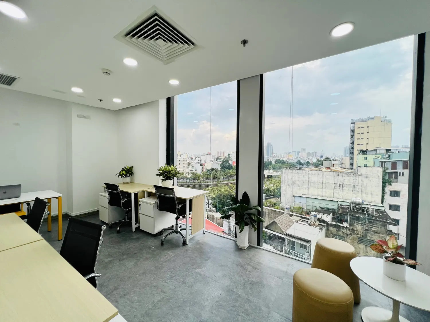 Không gian làm việc tại IMC Tower, TP.HCM