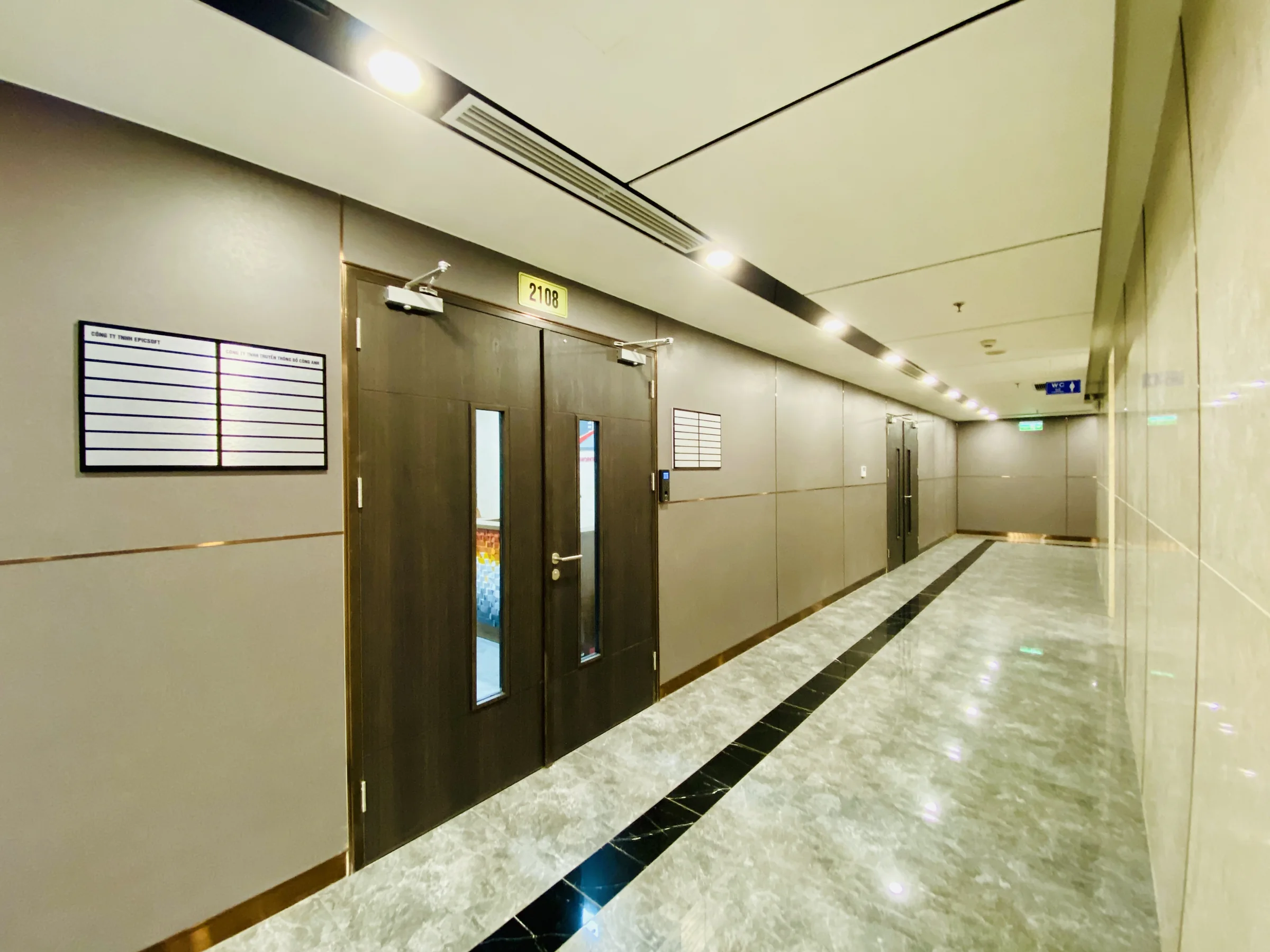 Không gian lễ tân hỗ trợ tiếp nhận thư từ và hồ sơ doanh nghiệp