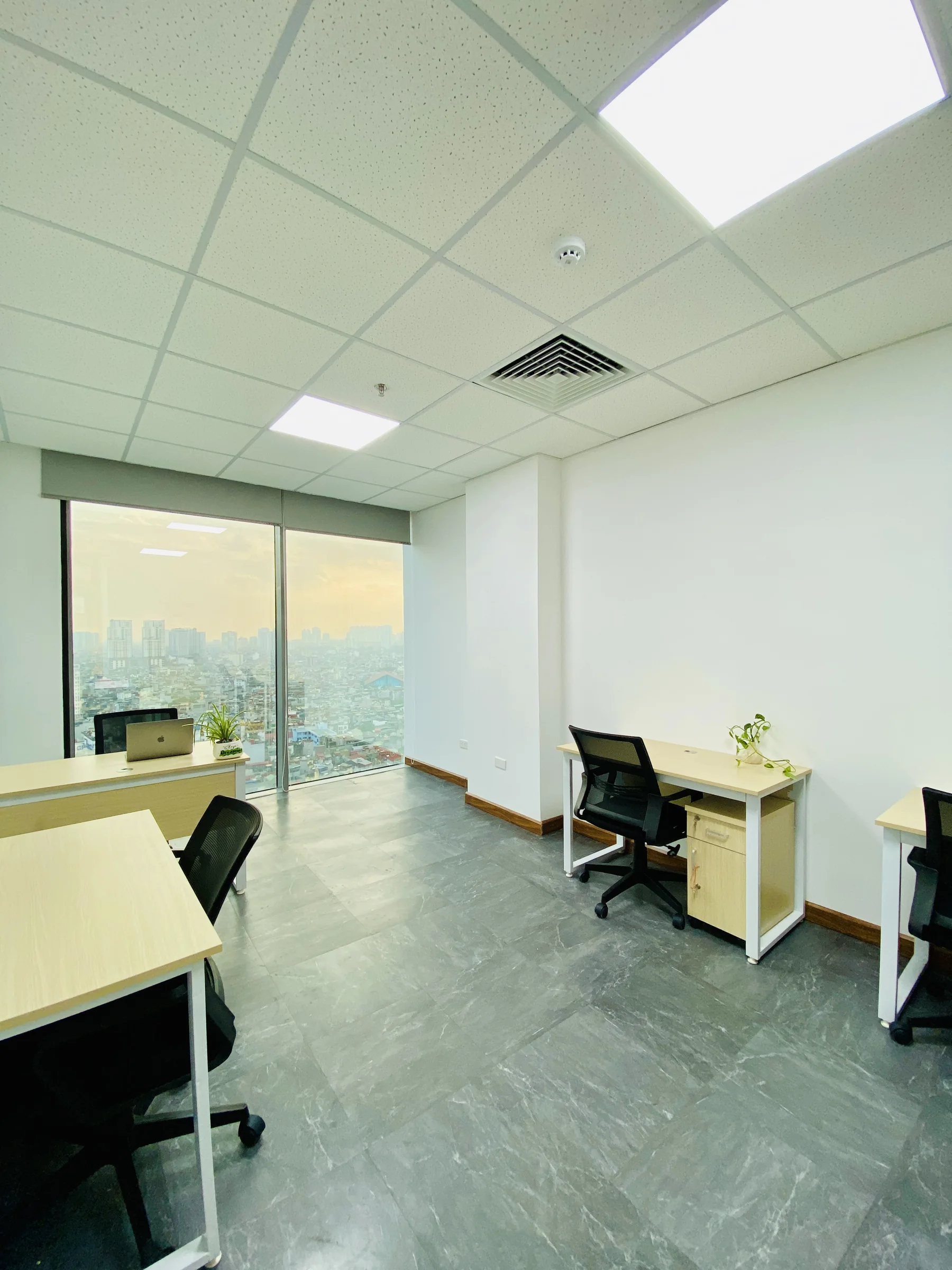 Không gian làm việc tại Vinaconex Diamond Tower, Hà Nội